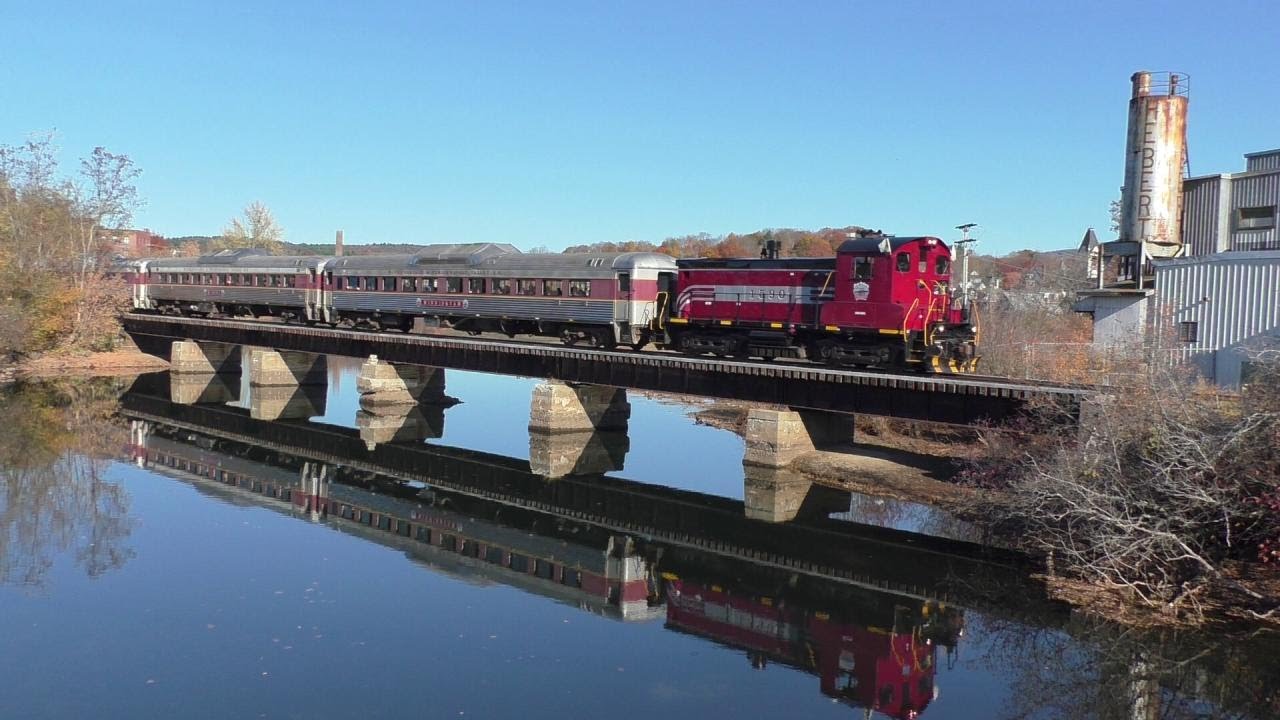 Winnipesaukee Scenic Railroad Pumpkin Express Trains: NH Pumpkin Festival: 10/29/2022