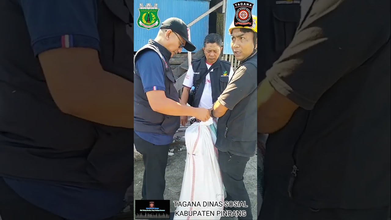 Penyaluran Bantuan untuk korban Abrasi Di Pesisir Mattiro sompe 
