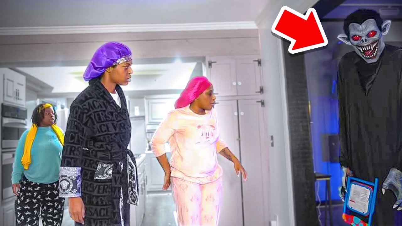 EXTREME SCARE PRANK ON SISTERS (EXTREMELY HILARIOUS)