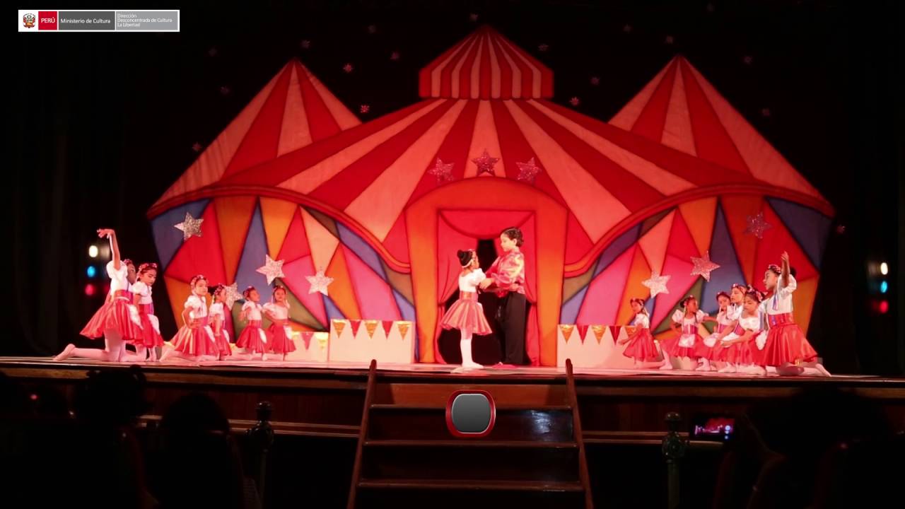 Integrantes de talleres de ballet nos deleitaron con la Magia del Circo