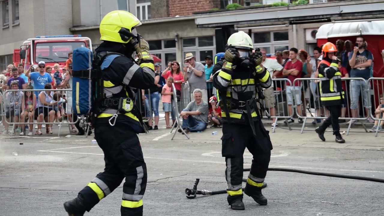 POMPIERS LIEGE 2017 , portes ouvertes , démo feu de voiture
