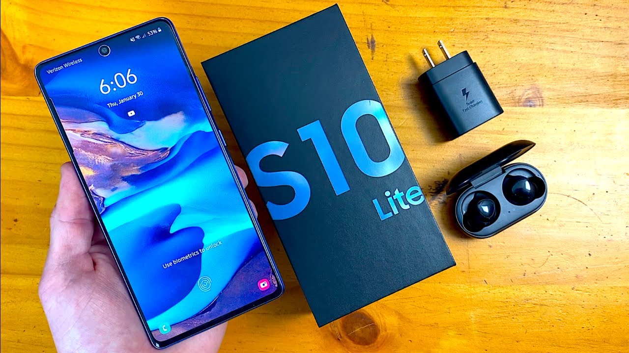Samsung Galaxy S10 Lite Unboxing & First Impressions!