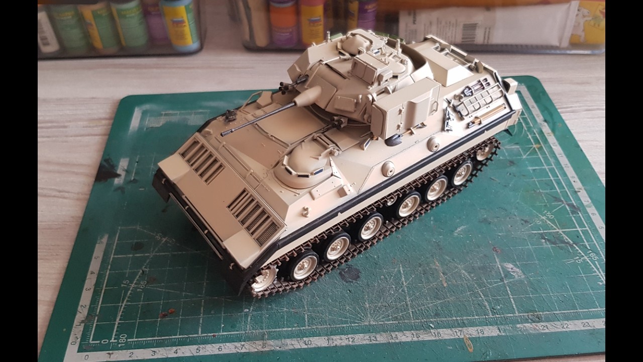 M2 Bradley (Academy) 35 scale-шаг 2