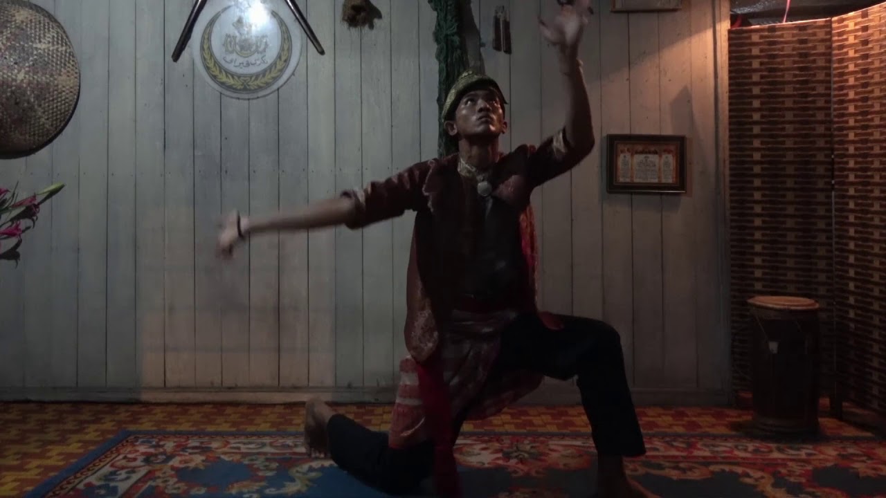 Silat - Mentera Semerah Padi Intro Ulek Mayang