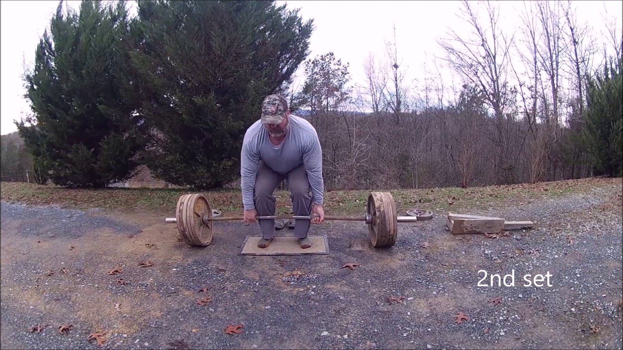 Fat Grips & Deadlifts 495/225kg 3 sets of 10