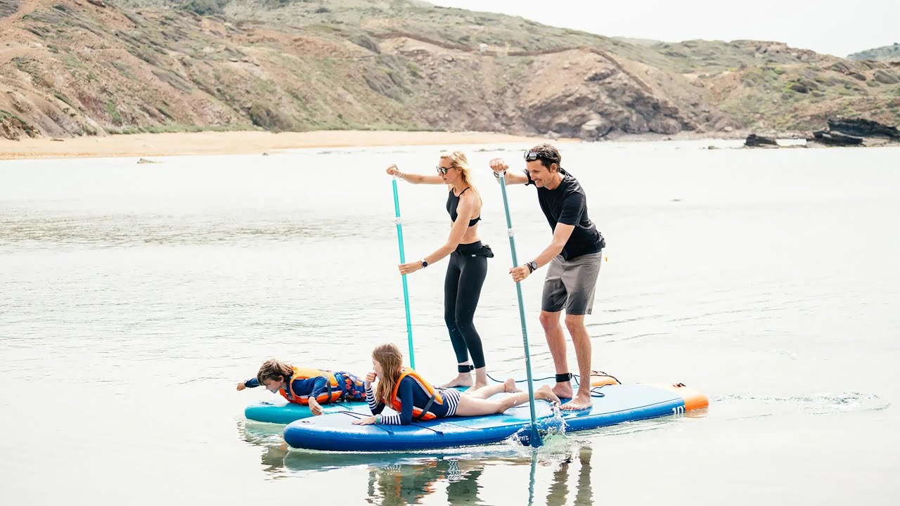 Explore stand-up paddle boarding with the ITIWIT Inflatable SUP | Stable, spacious, easy to use