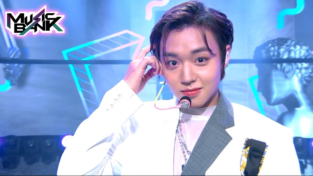 PARKJIHOON(박지훈) - Gallery (Music Bank) | KBS WORLD TV 210820
