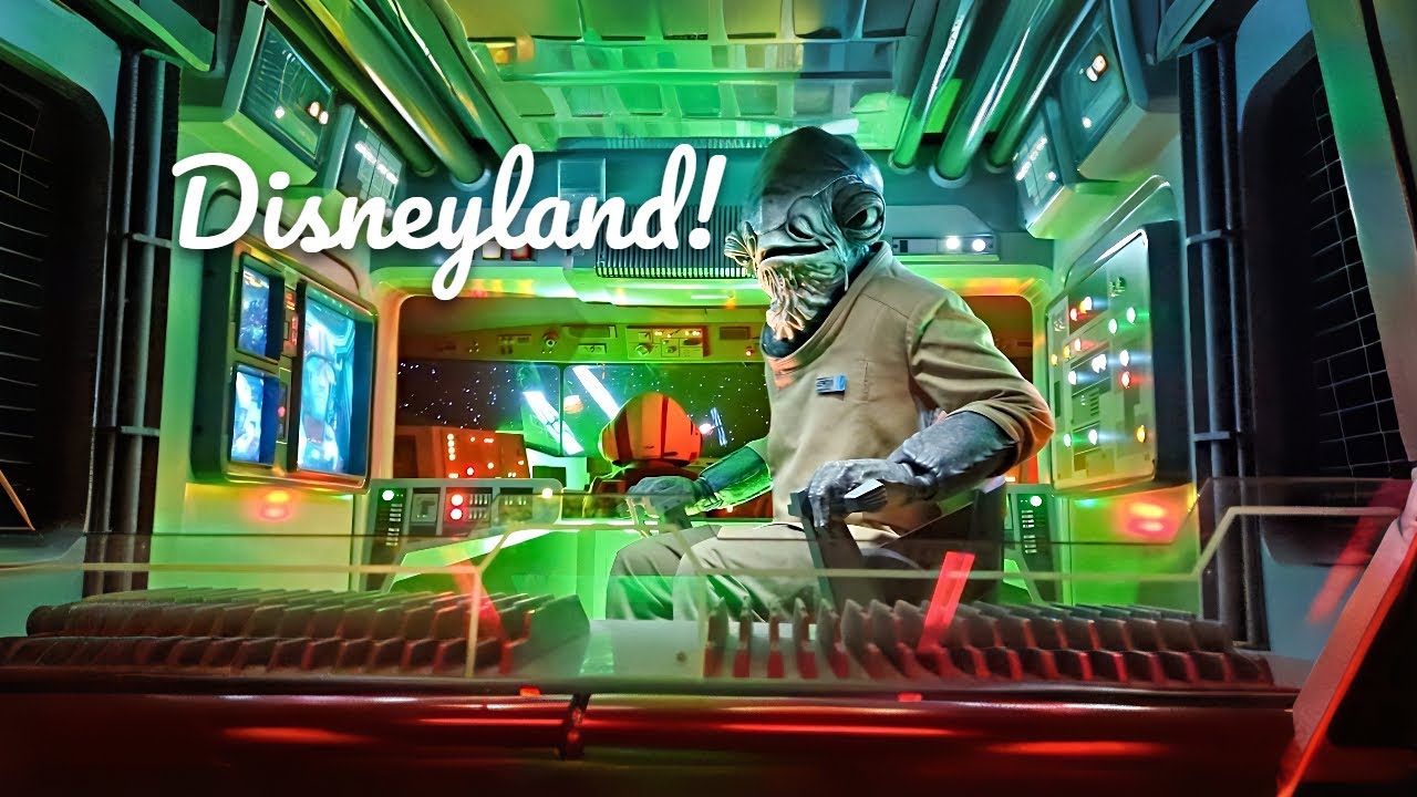Rise of the Resistance Lieutenant Bek Flight at Disneyland! - VLOGMAS 2024: DAY 1