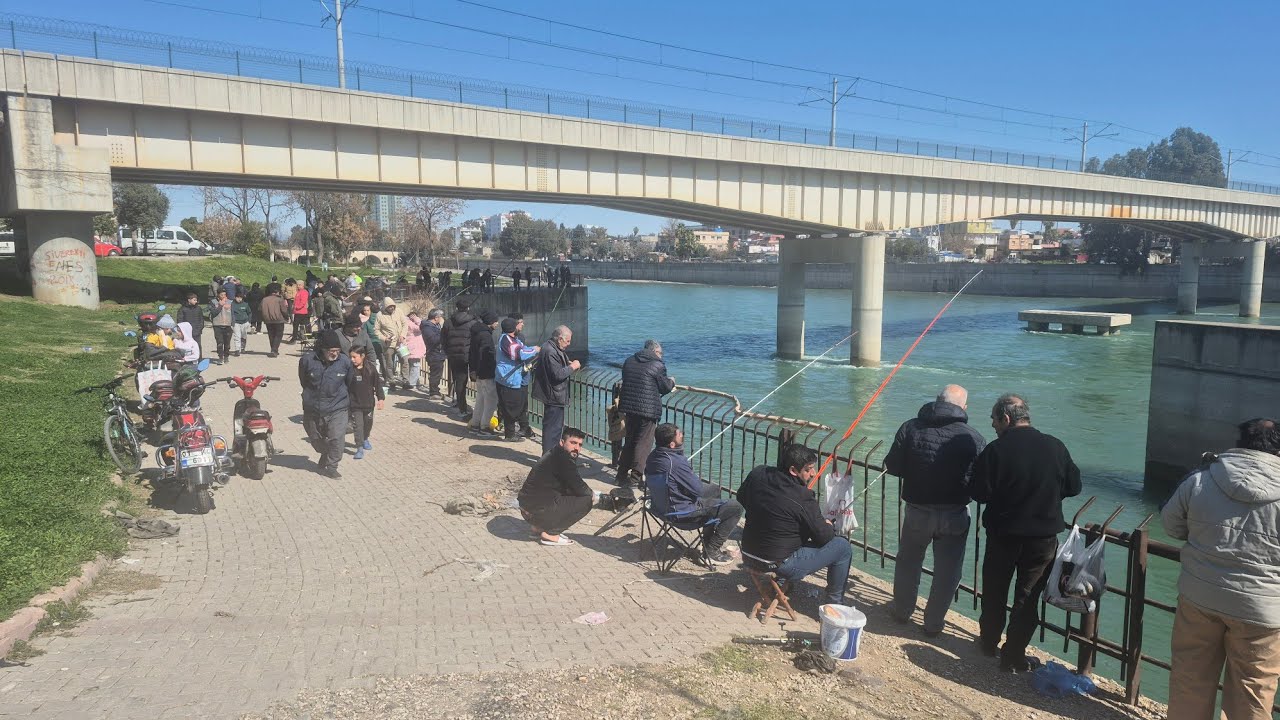 ADANA❗️BARAJ KAPAKLARI AÇILDI❗️HALK BEDAVA BALIĞA KOŞTU. 