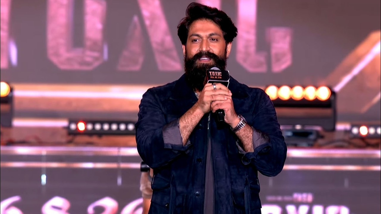 Rocking Star Yash PowerFul Speech 🔥@ Toxic Pre-Release Event