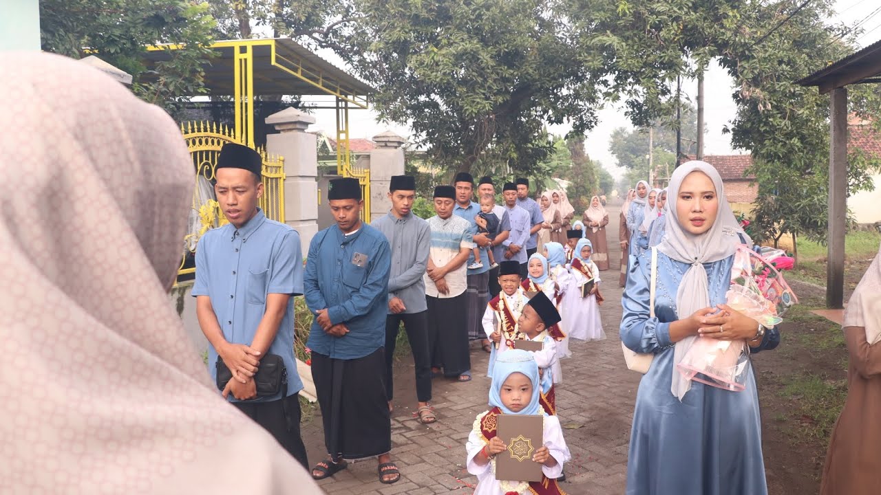 PROSESI KIRAB KHOTAMAN DAN IMTIHAN TPQ PAGI ASH SHIDQIYYAH BALITA ke 9