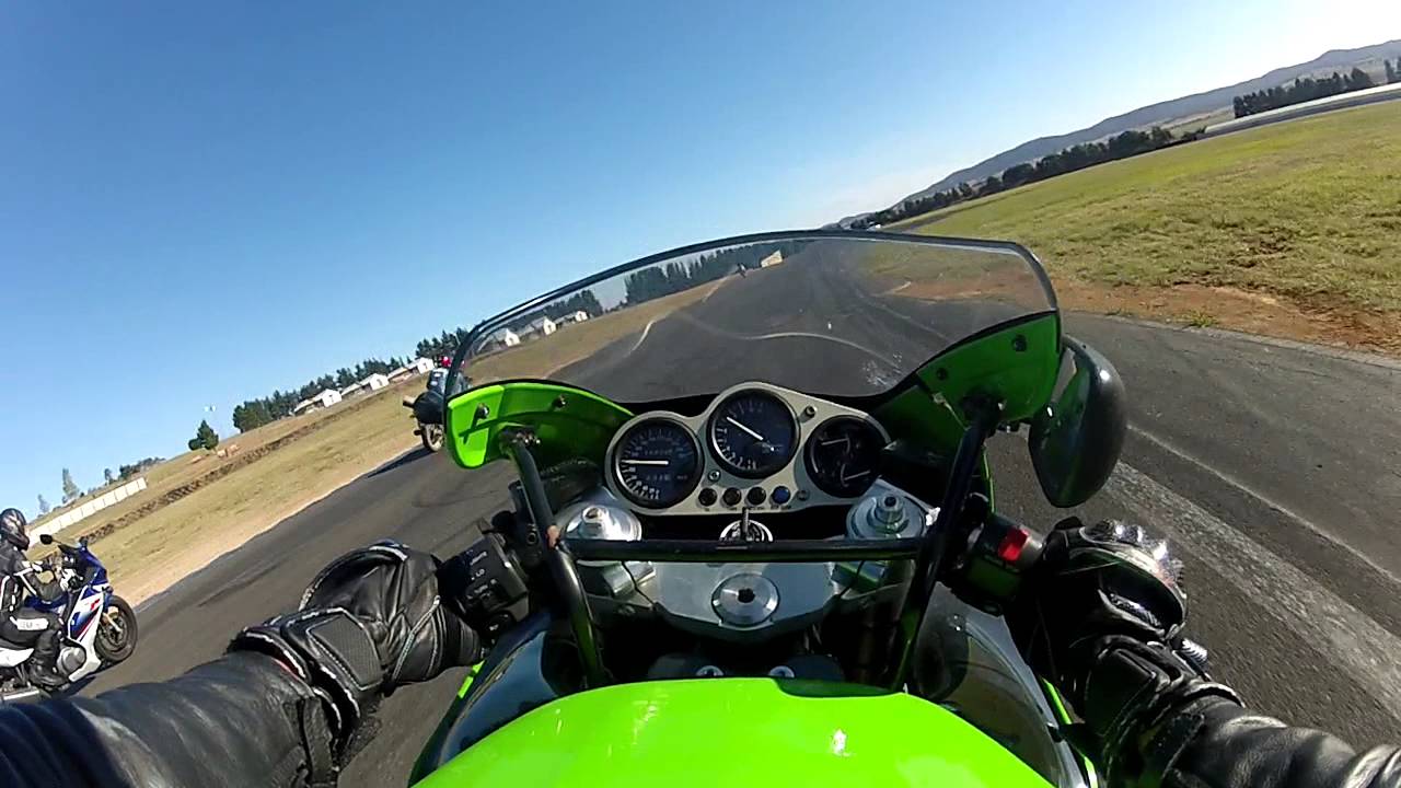 Wakefield park on the ZX9R