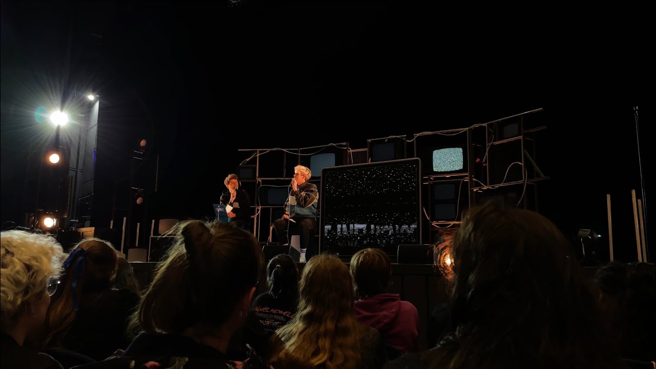 Dan and Phil Terrible Influence Tour Frankfurt: pre-show