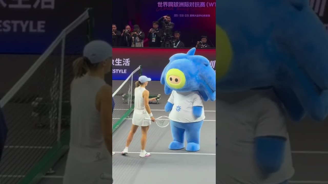 Iga Świątek’s Funny Moments Before WTCC Match 😂 