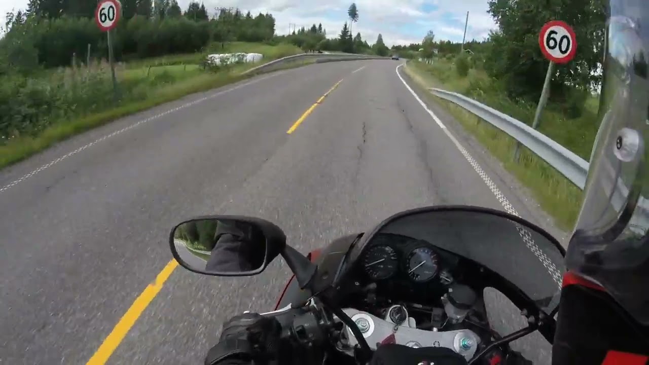 Yamaha YZF Thunderace 1000