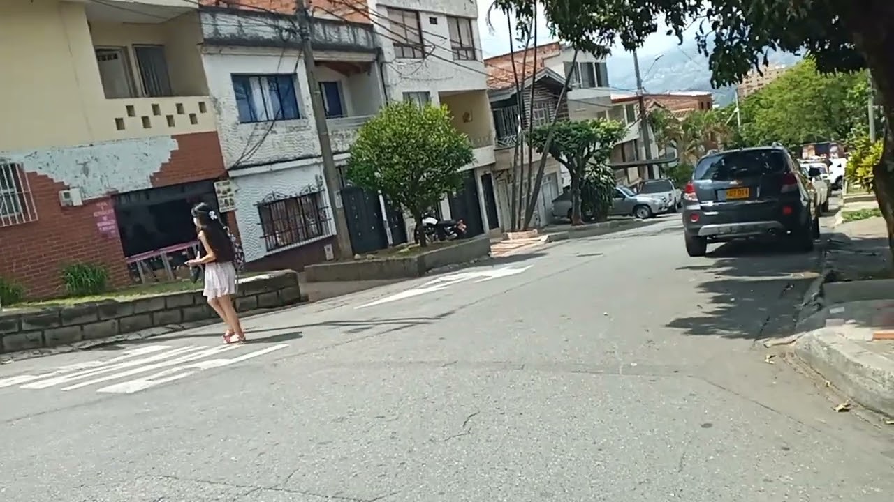 BARRIO SAN MIGUEL MEDELLIN COLOMBIA. ♿