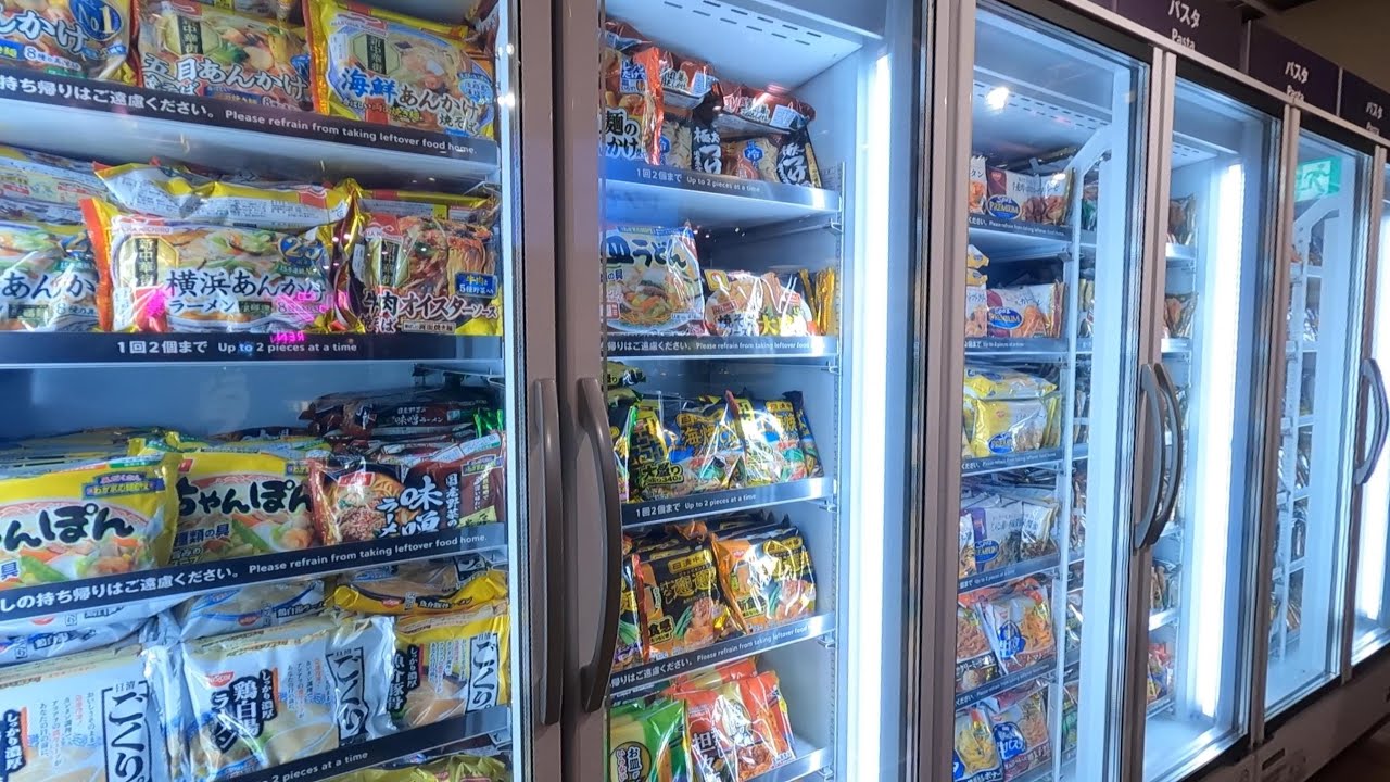 Frozen food buffet! All-you-can-eat 200 types of frozen foods in Osaka, Japan!
