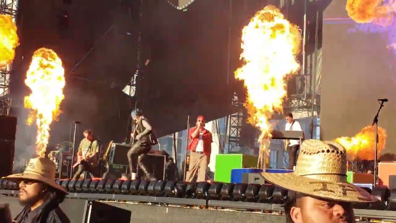 Monsters (with blackbear) live 10/18/25 - All Time Low