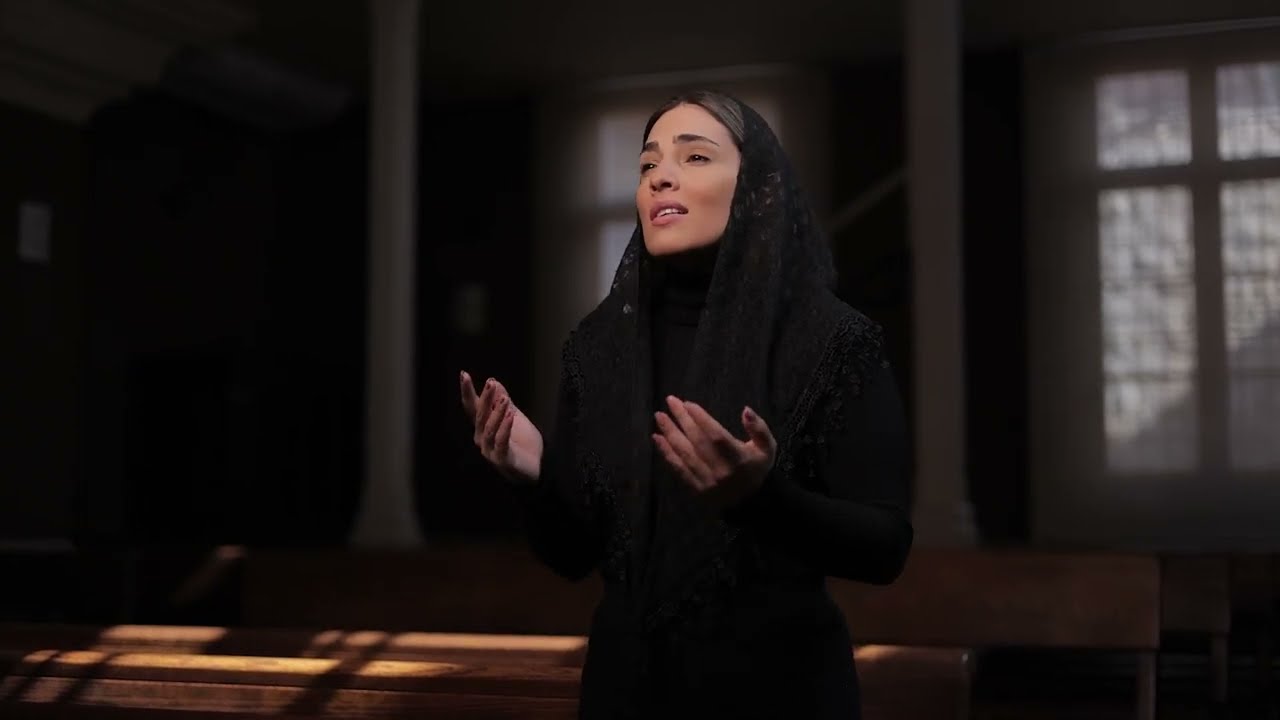 Ana el Oum el Hazina - أنا الأم الحزينة / Christiane Najjar