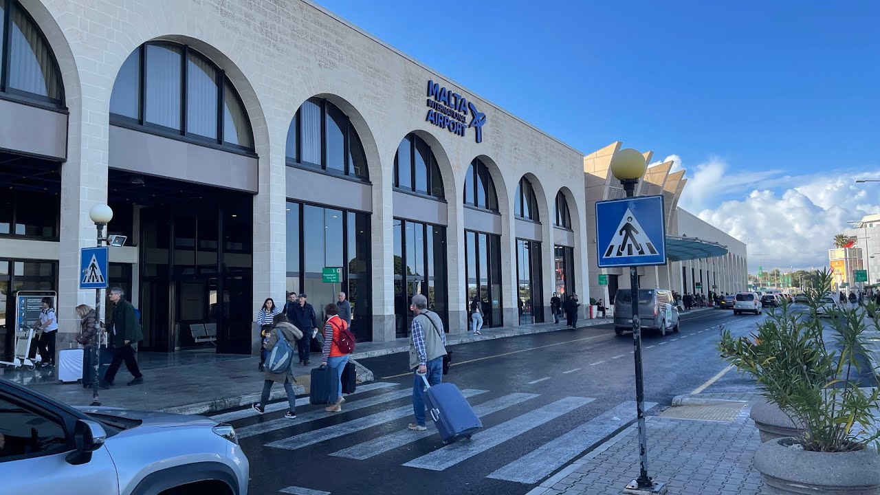 How to get from Saint Julian's to Malta Airport