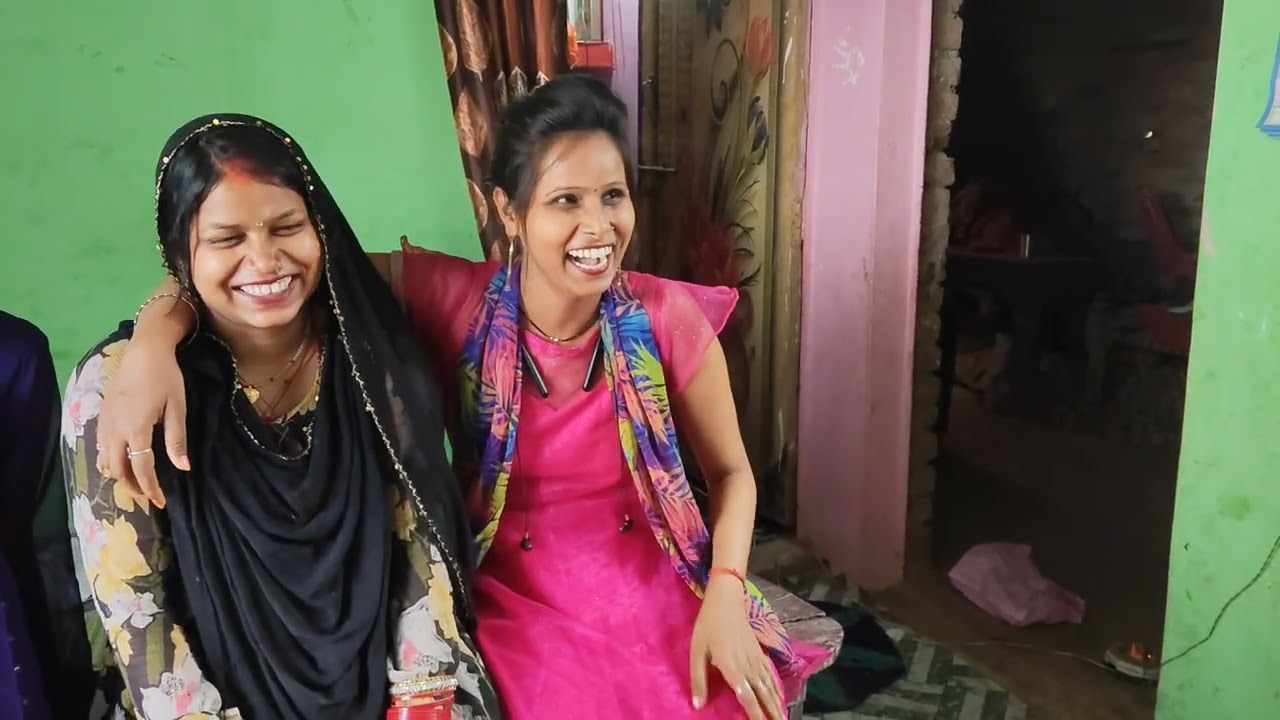 मोनिका जी से हम लोग गए थे