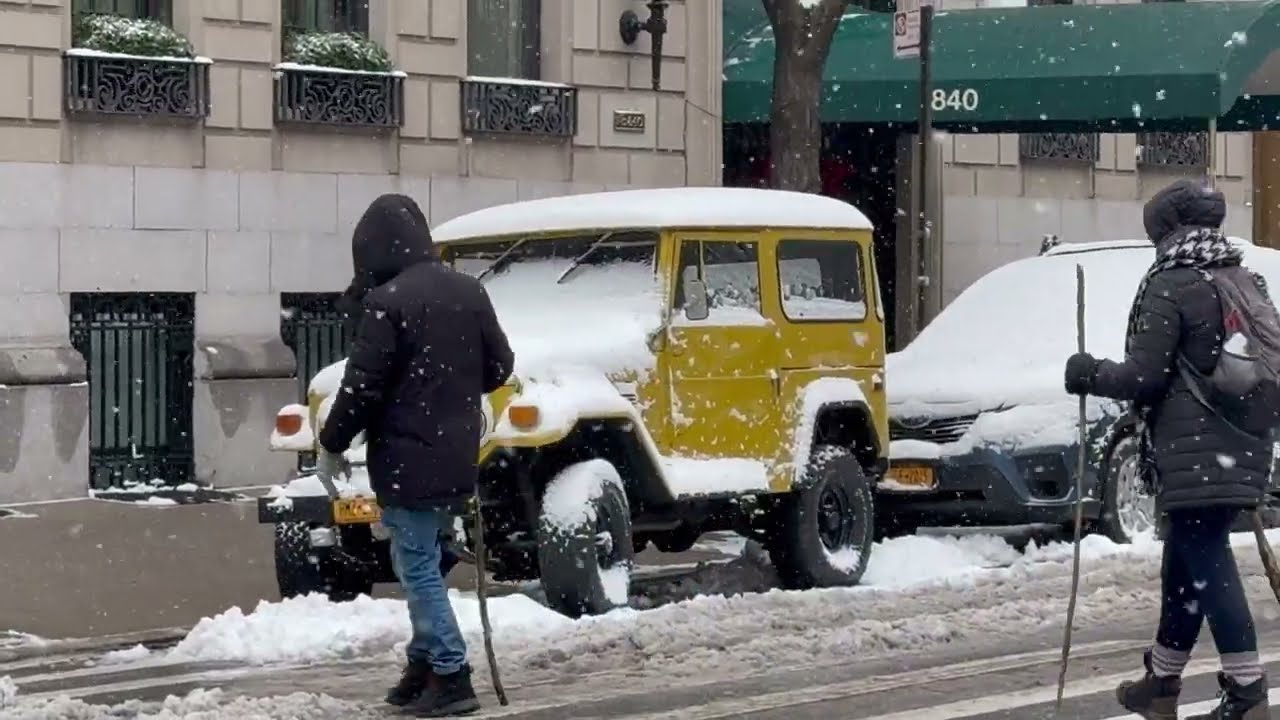 Park Avenue - Manhattan 76th Street - WINTER