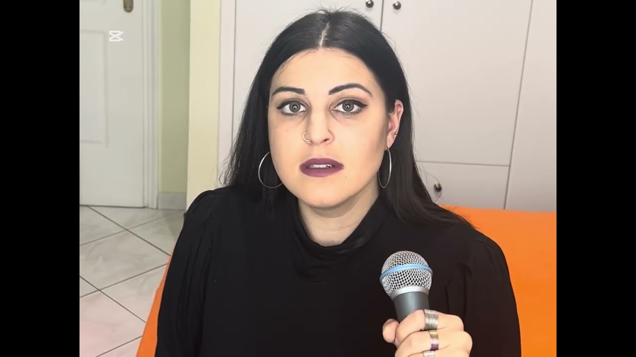 Ταξίδι στη βροχή- Raquel moss cover 