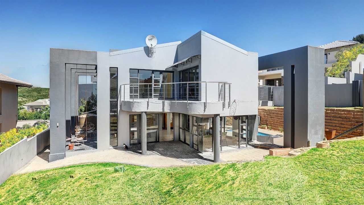 5 bedroom multi-storey house for sale in Oude Westhof | Pam Golding Properties