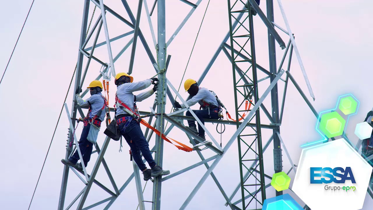 &iquest;C&oacute;mo se construyen las torres de energ&iacute;a?