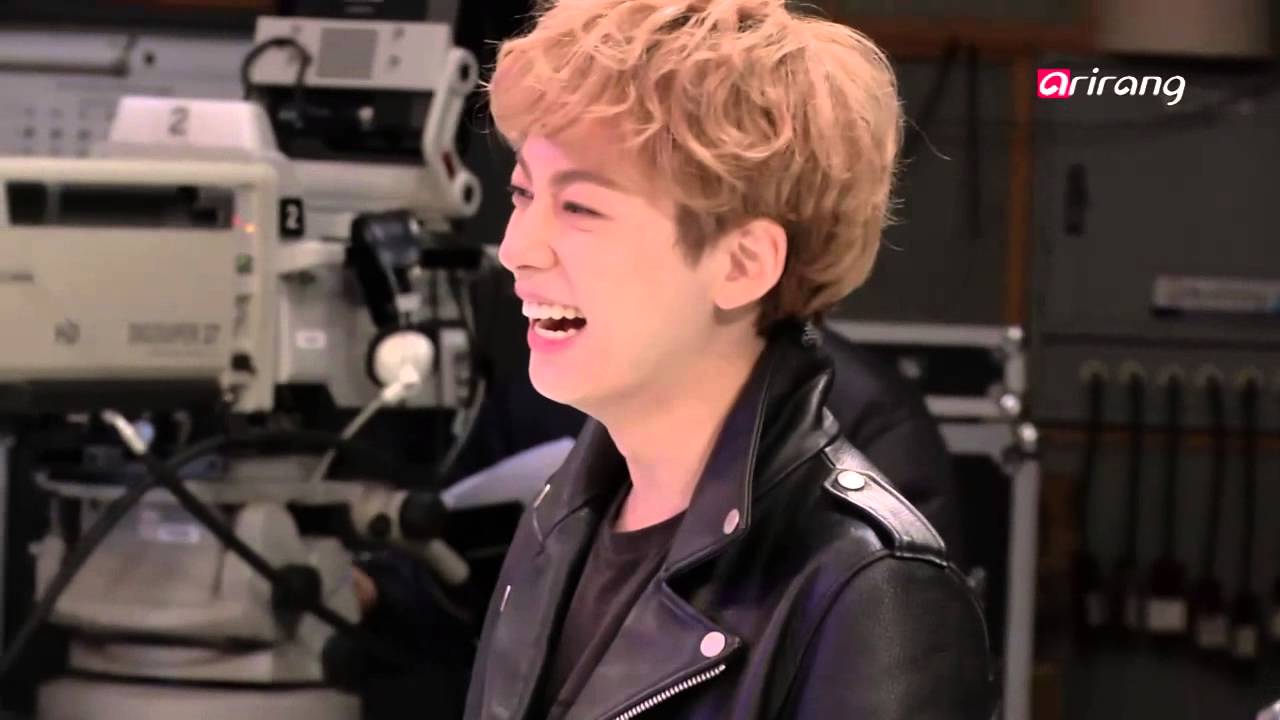 After School Club-Behind the scenes of BOY FRIEND special 

보이프렌드 스페셜 재미있는 뒷이야기
