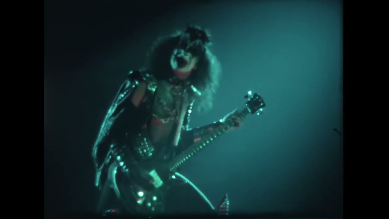 KISS - Kitchener, Ontario, Canada 7/16/77 - Memorial Auditorium 8mm film