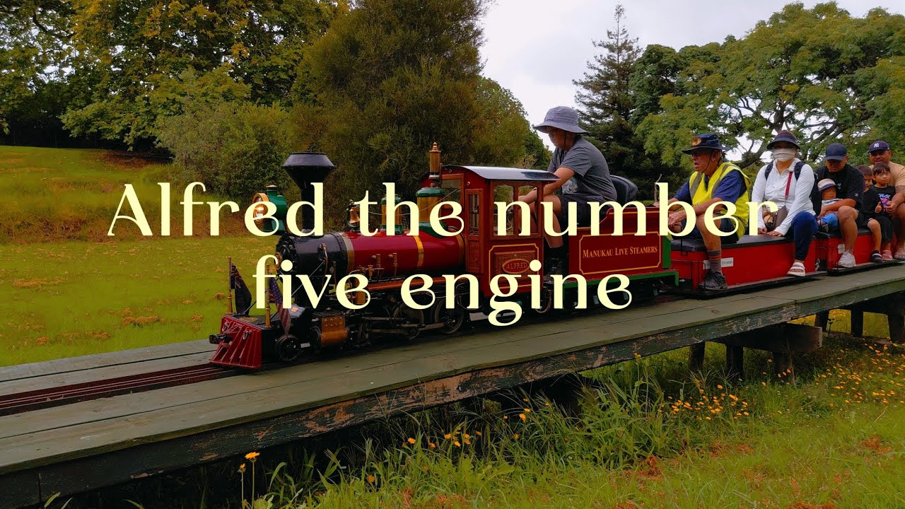 Alfred the number five engine