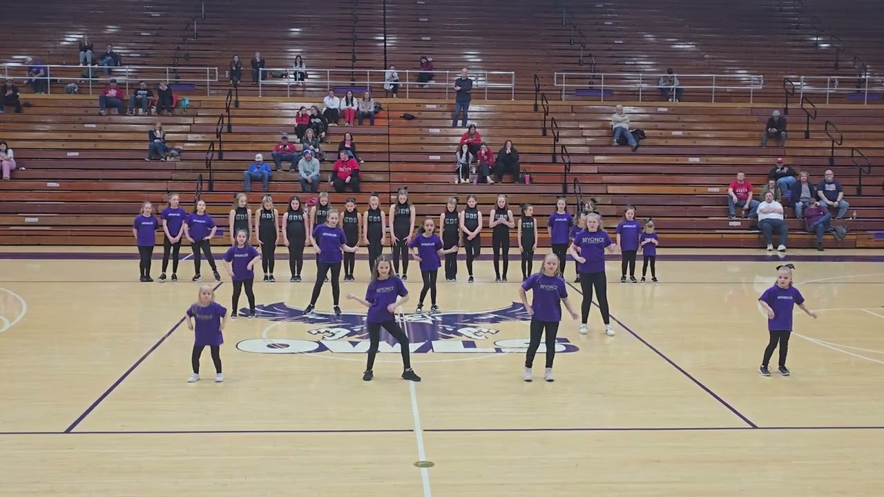 Veronicas Sparkles halftime performance at the Seymour High-school game 02-05-2026
