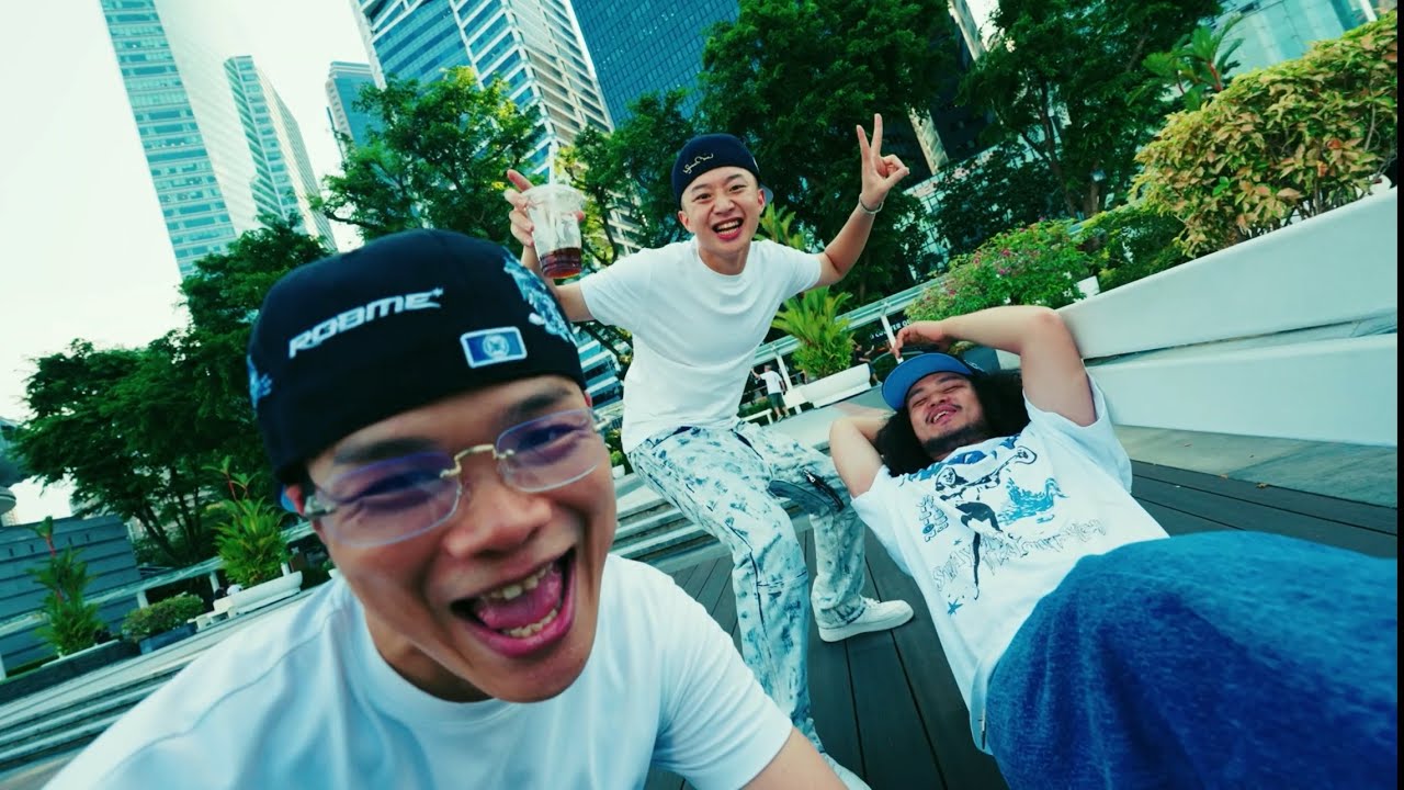 Yappy & Barry Chen - 感覺很欻 (Official Music Video)