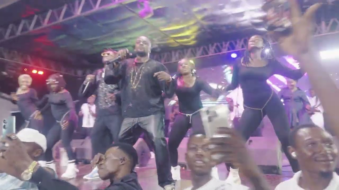 Concert De carte Sim coach à Kinshasa partie 1  au Village Chez Ntemba 27 décembre