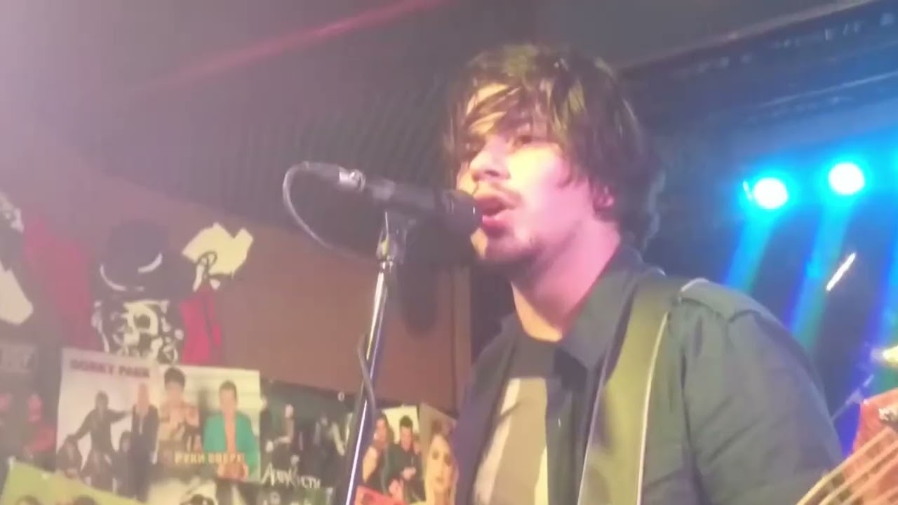 MZF (Morozoff) 2016-08-19 - Take On Me A Ha Cover + Original PV