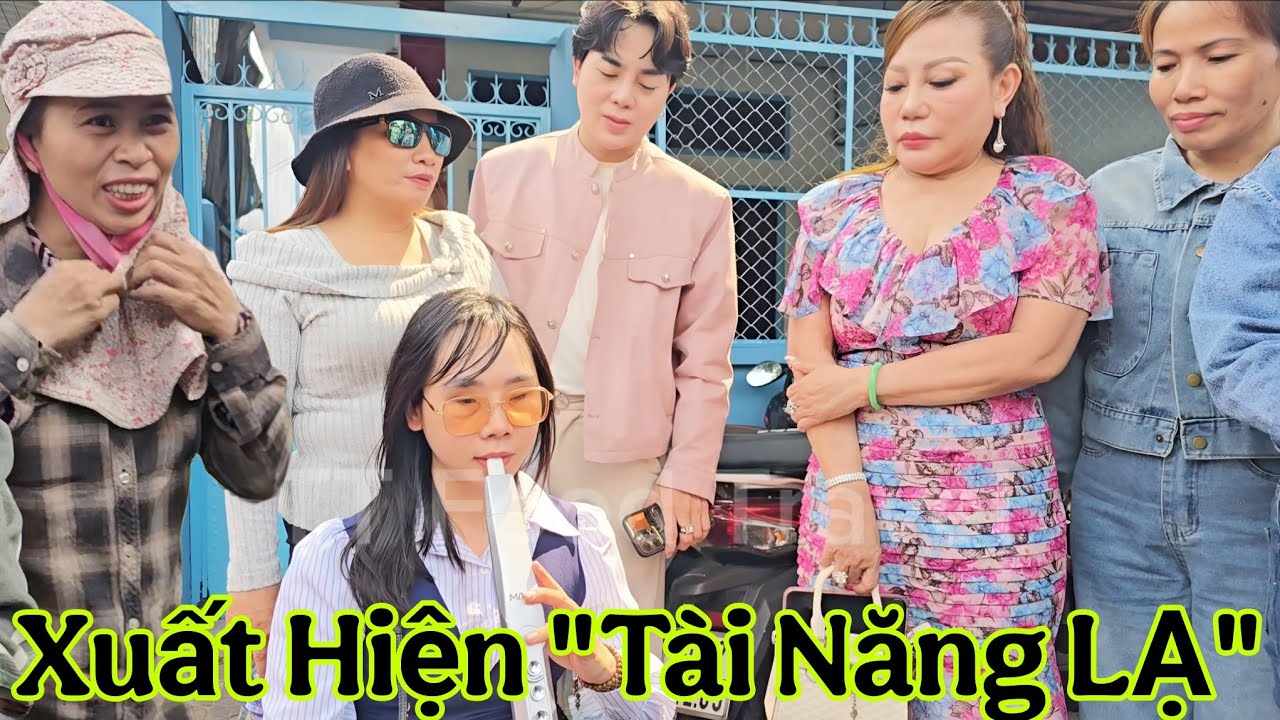 Bất ngờ xuất hiện 