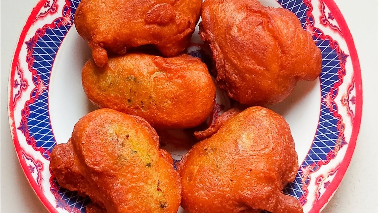 দুইটি  ডিম দিয়ে খুব সহজেই বানিয়ে নিন মজাদার ডিমের চপ। 😋#bdkitchen #recipe #foryou #cooking 