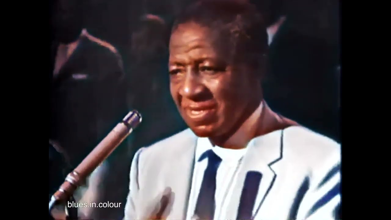 End of Show Finale - 'Bye Bye Blues' live [Colourised] Oct 1963