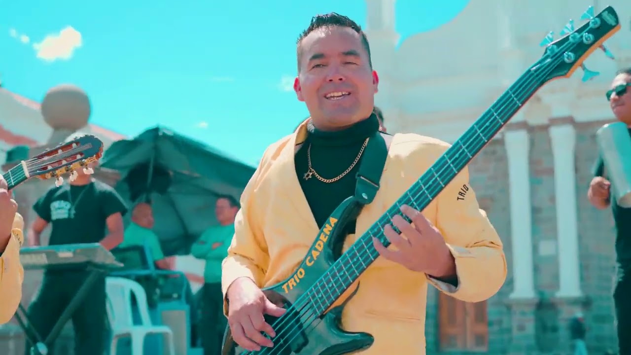 TRÍO CADENA /MIX BOMBAS DE MI ECUADOR /  (D. R. A.)
