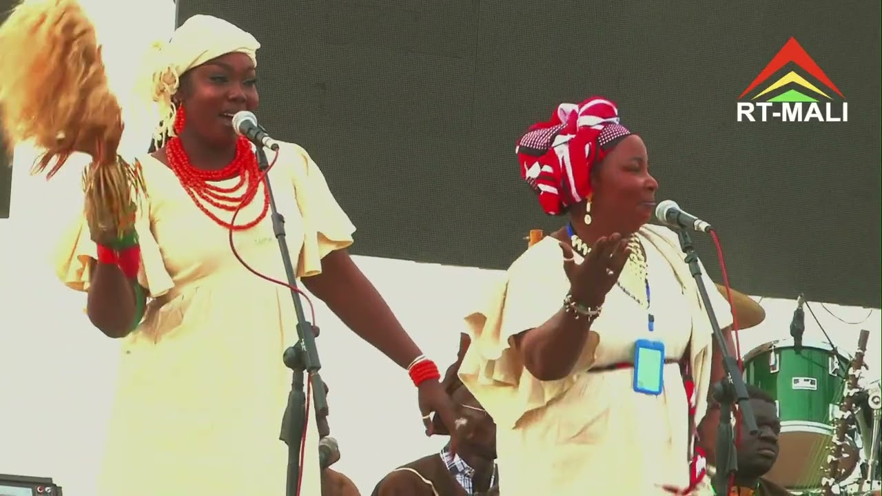 Assemblée instrumentale de Ségou sur SÉGOU ART (festival sur le NIGER 2025)