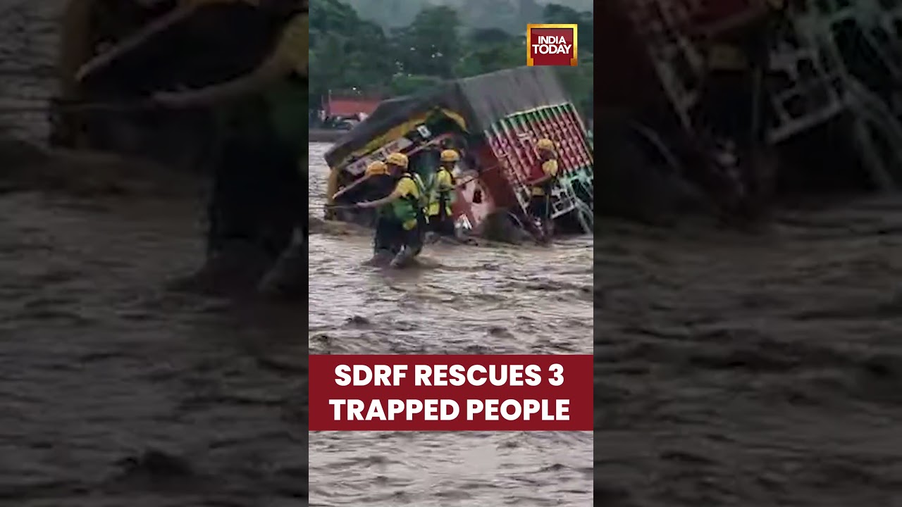 Chandrabhaga River in Spate After Dehradun Cloudburst | 3 Rescued in Rishikesh #uttarakhandnews