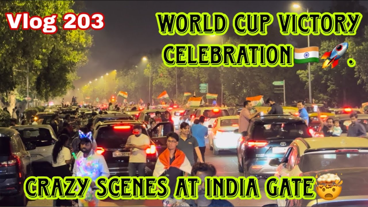World Cup Victory Celebration🇮🇳 || Carzy Scenes At India Gate || Vlog 203 || Divinesoul Vlogs 