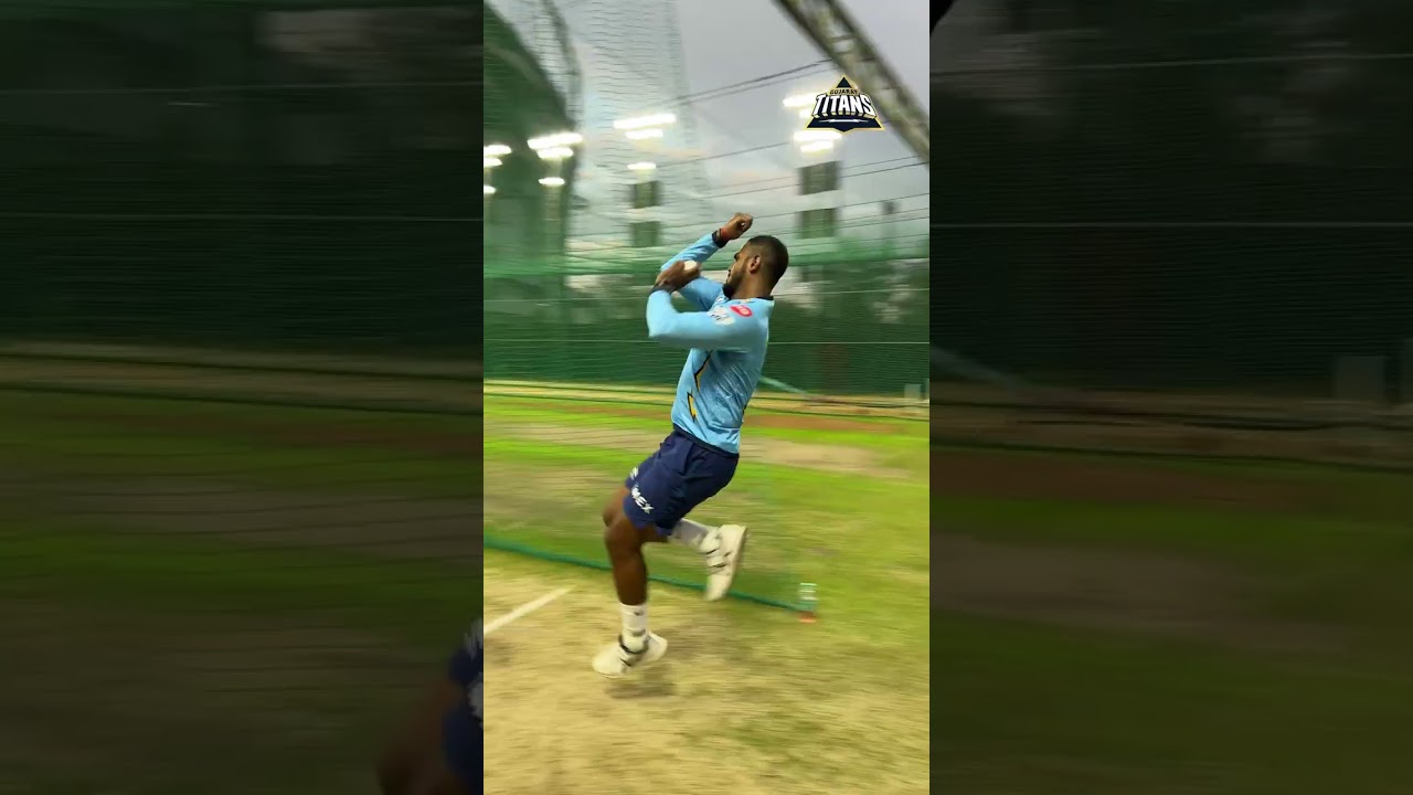 Gujarat Titans | Nehra ji & Yash Dayal's bowling lessons