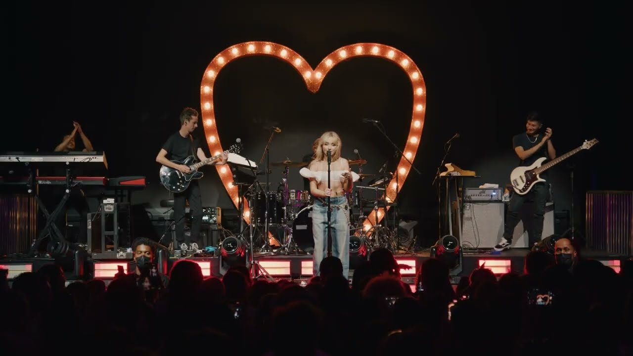 Sabrina Carpenter - Vicious - Live @ Samsung Summer of Galaxy