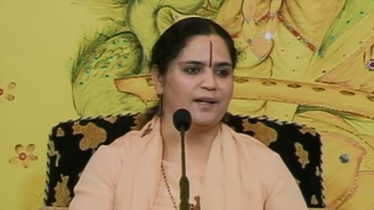 Srimad Bhagavad Gita Chp 11 (Shloka 8-12)