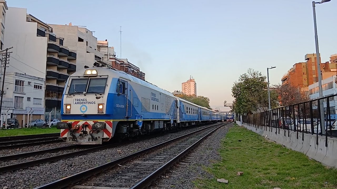 Tren a JUNÍN + LOCAL con el NUEVO paso a nivel !! - LSM