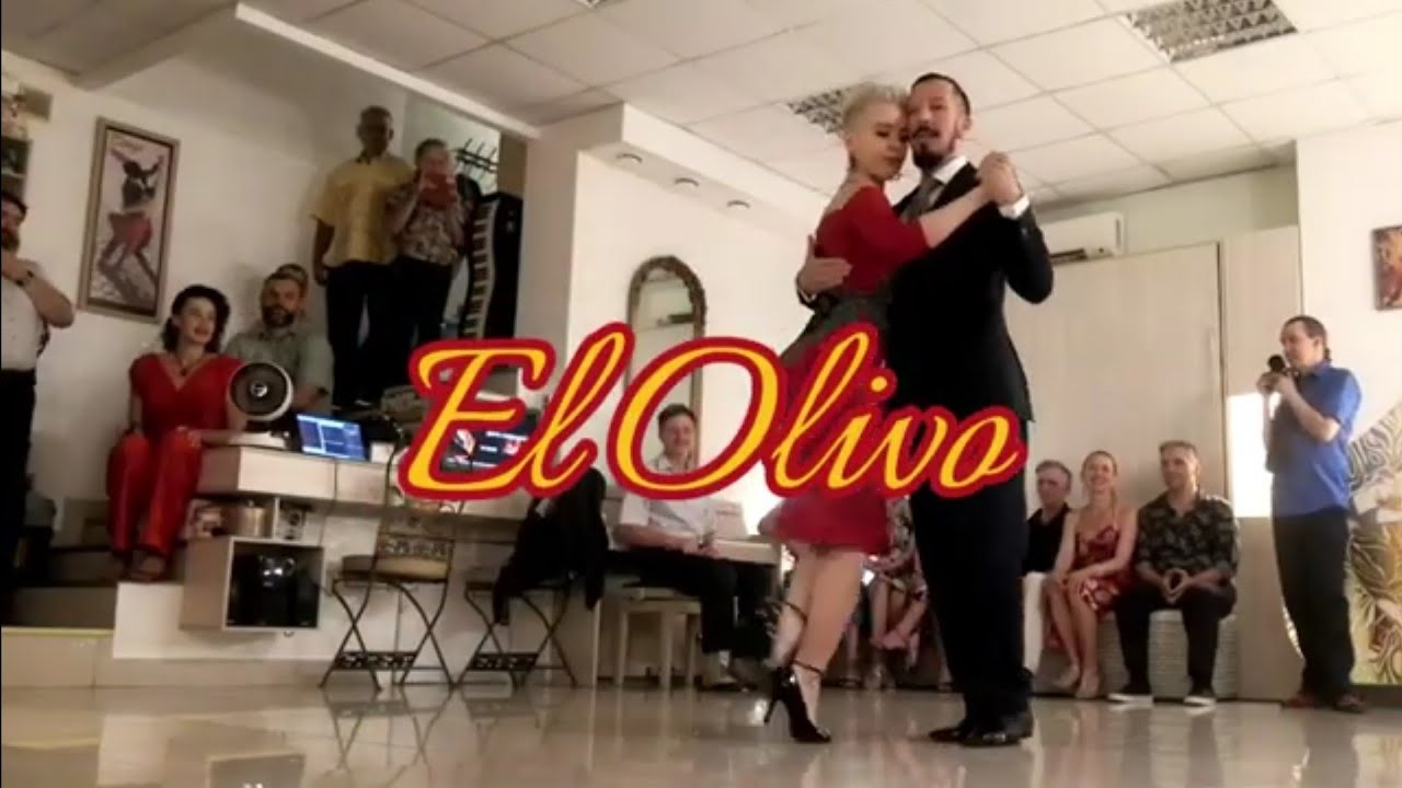 Raul Santana & Dana Sakimova. 