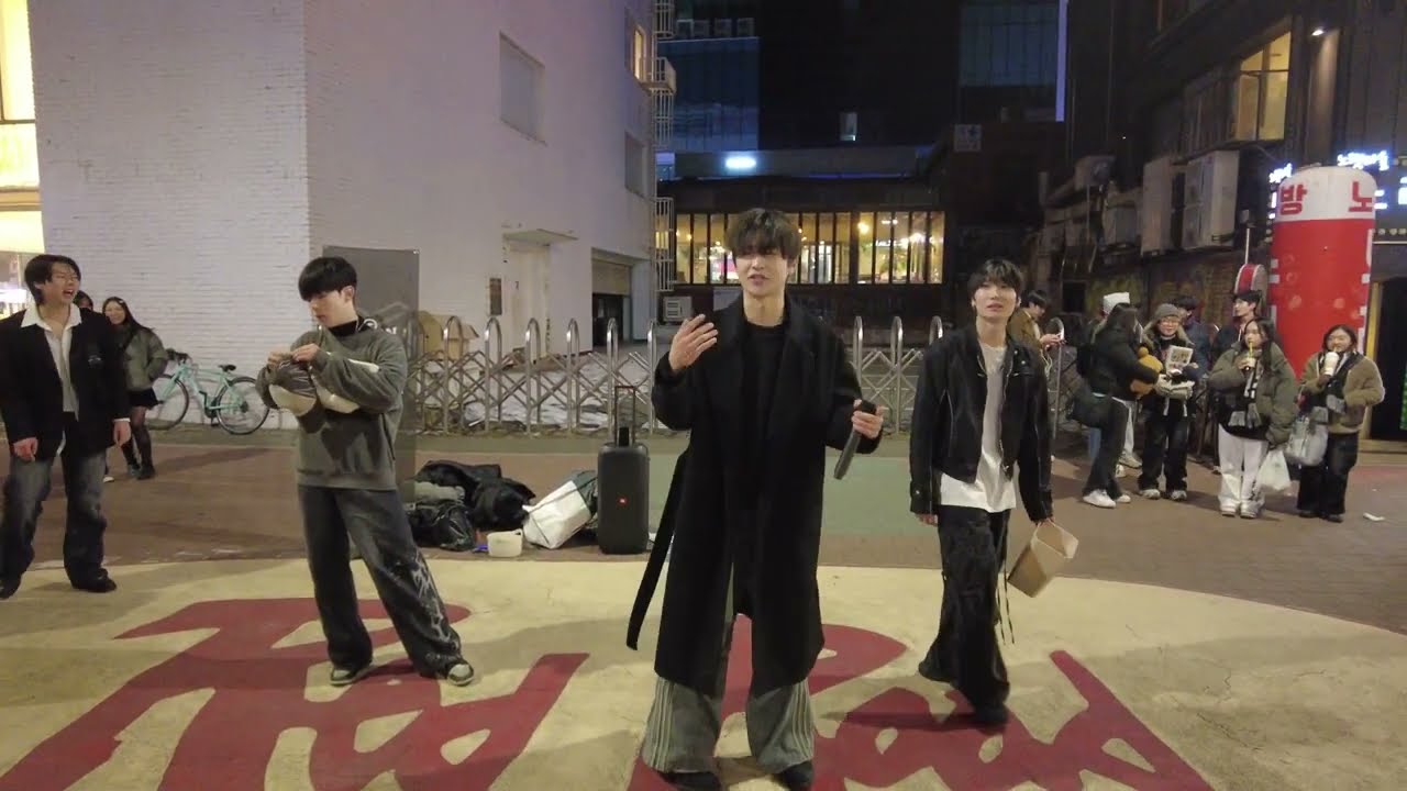 Mocean#모션 HongDae#홍대 Busking#버스킹 20260125 DJI 0716
