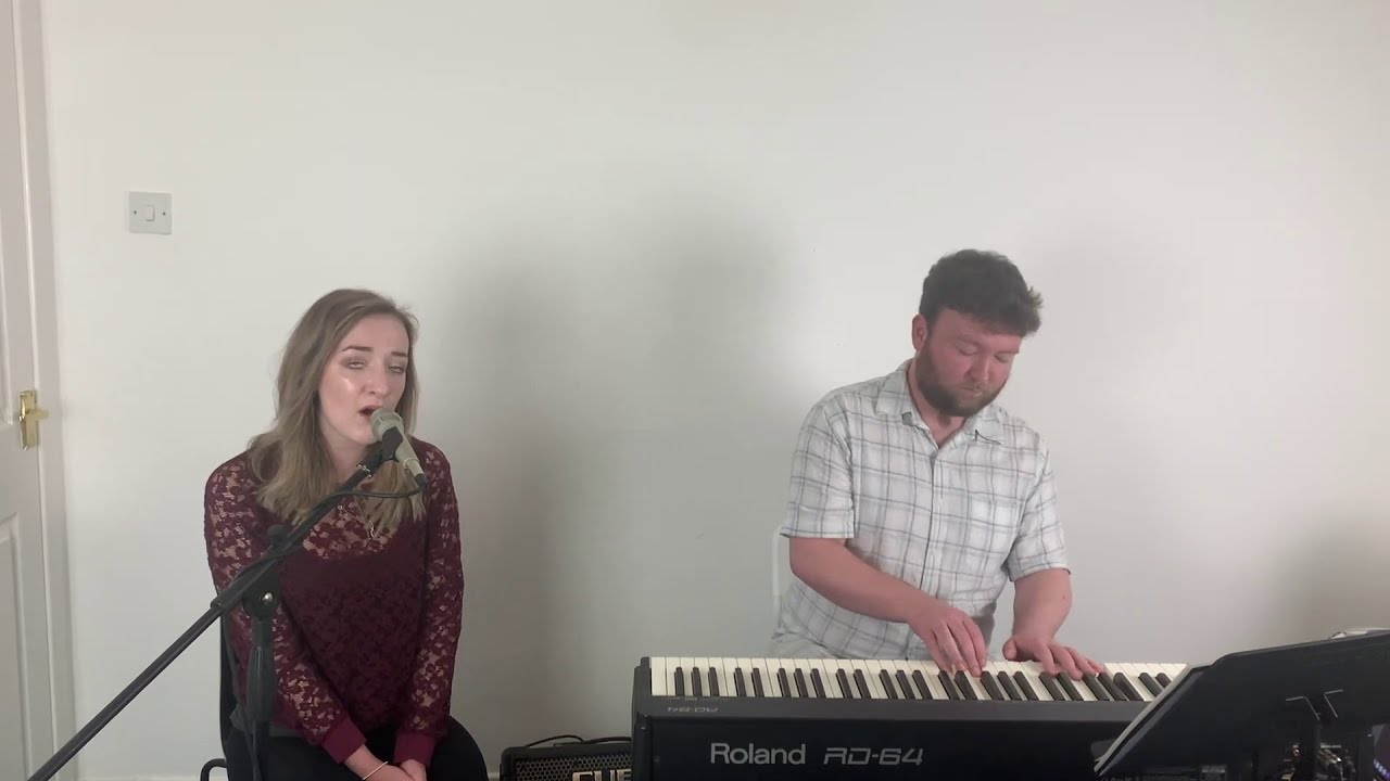 Auld Lang Syne - Iona Fyfe and Michael Biggins